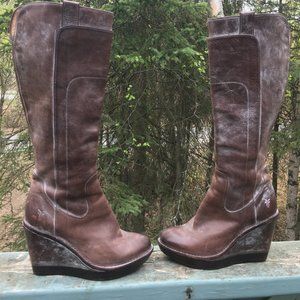 Frye Paige Wedge Boots in Great Condition Size 5.5
